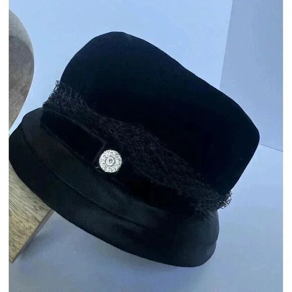 Vintage Cloche Hat Velvet Satin & Net Lace Trim w/Rhinestone - Picture 5 of 13
